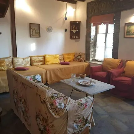 το πέτρινο αρχοντικό Casa vacanze Áfissos
