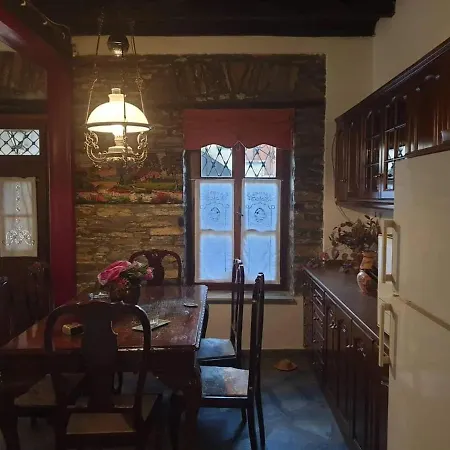 το πέτρινο αρχοντικό Dom wakacyjny *